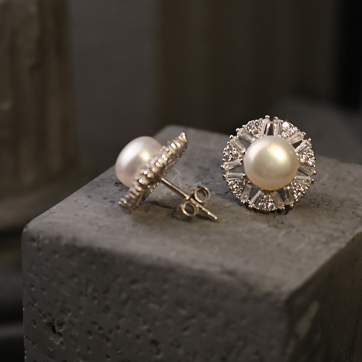 YHER010 Earring