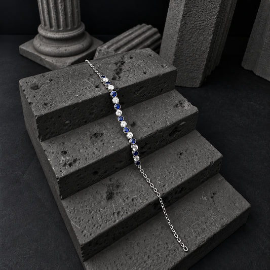 YYBR004 silver alternating deep blue and clear bracelet front view