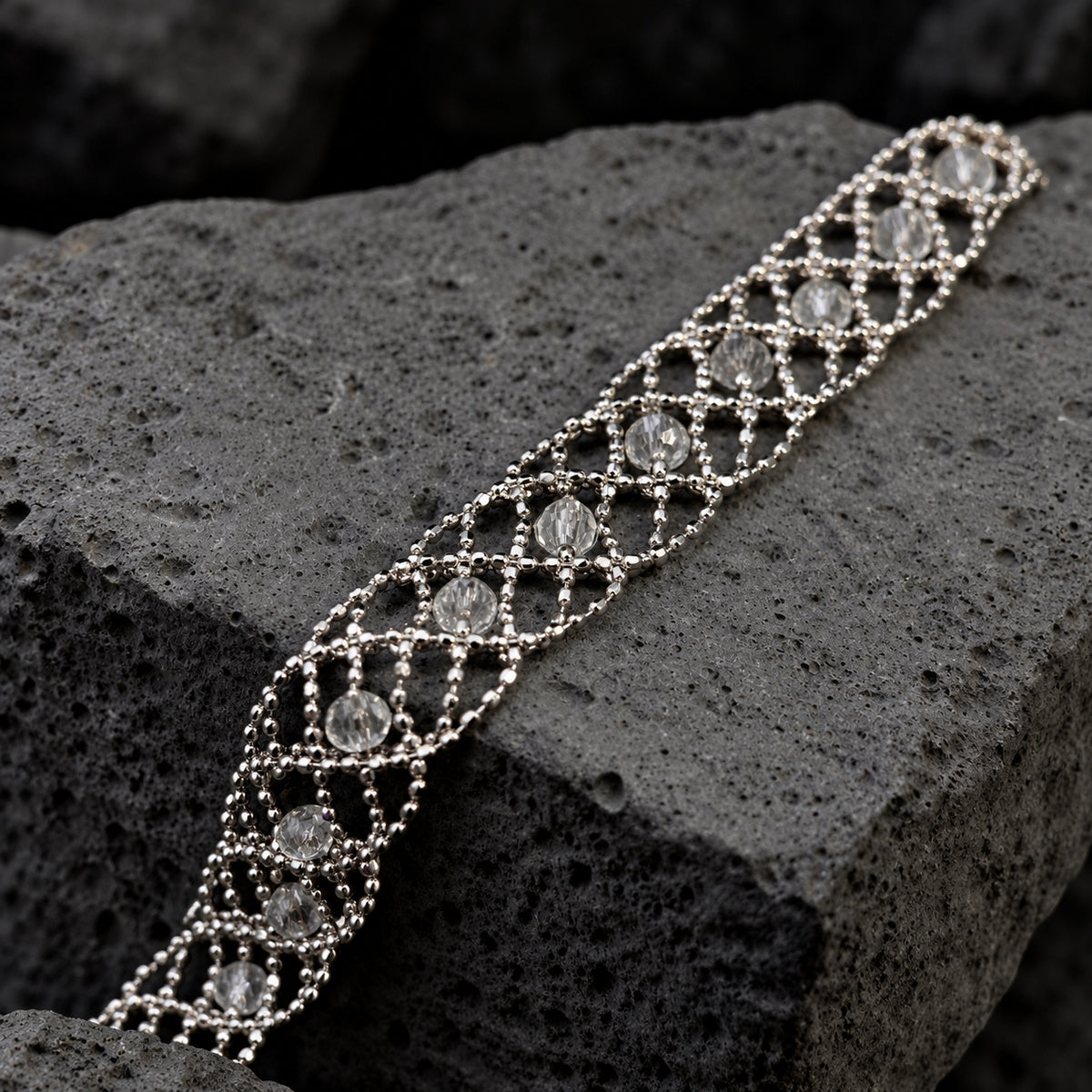 YYBR011 bracelet detail view