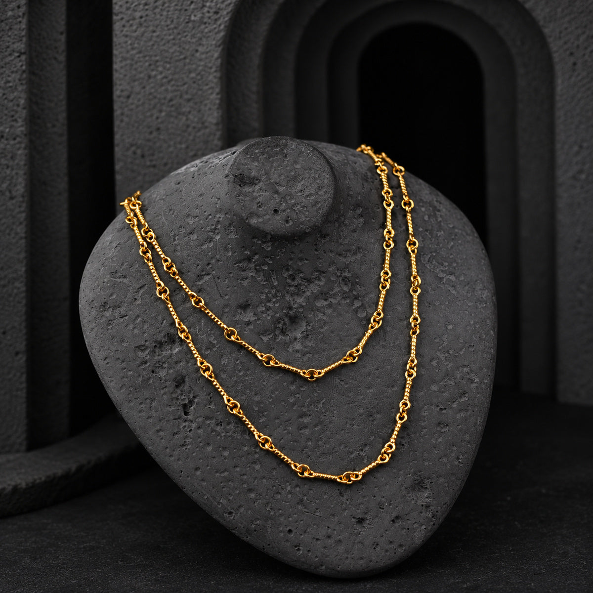 YYNE004 necklace front view