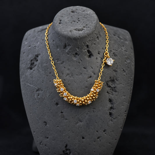YYNE010 necklace front view